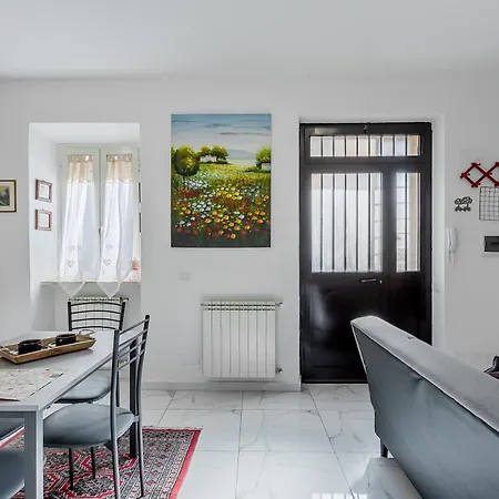 شقة La Casetta Nella Macchia Di Benedetta روما